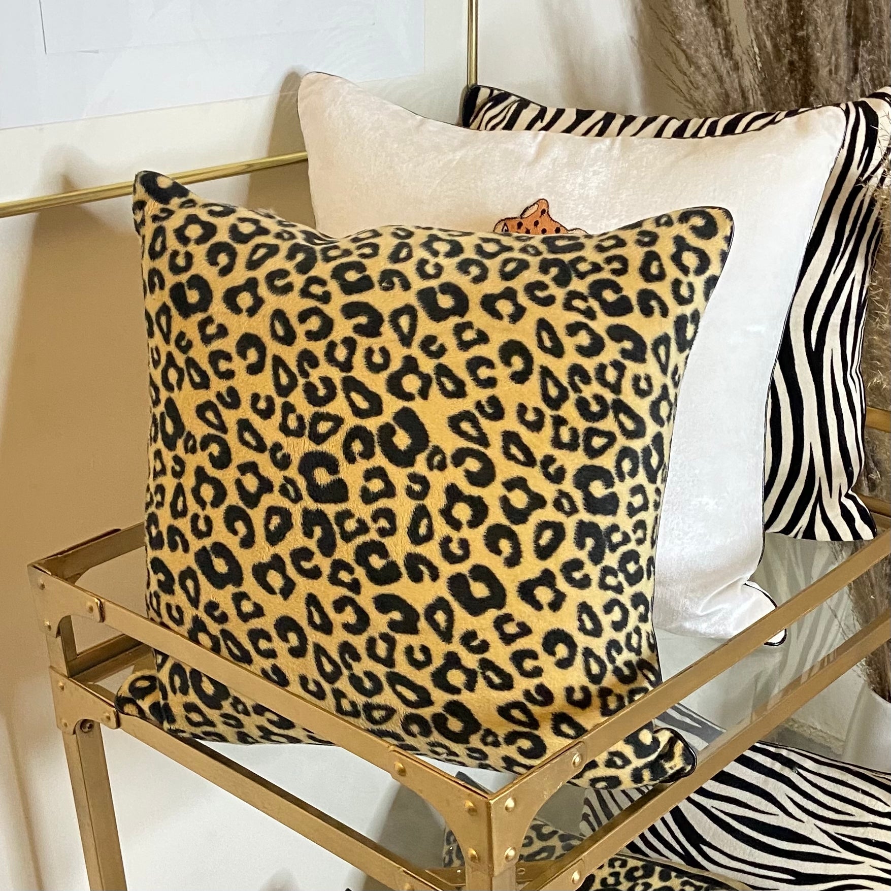 Giraffe print outlet cushion