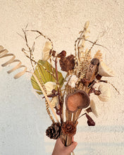 Load image into Gallery viewer, Abigail dried flower
