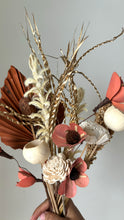 Load image into Gallery viewer, Amalfi dried flower
