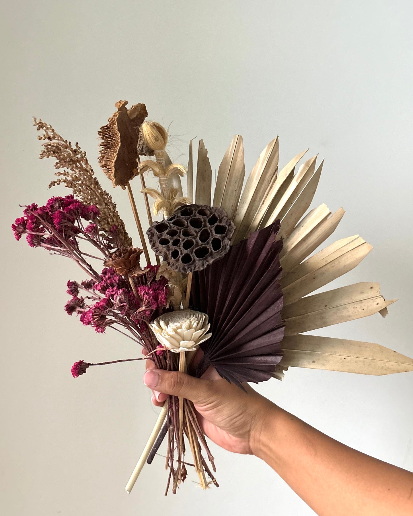 Genoa dried flower