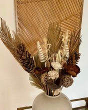 Load image into Gallery viewer, Wood Flora Dried flower (without vase)
